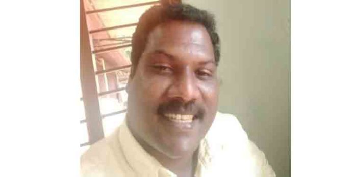 വനം വകുപ്പ് ജീവനക്കാരനെ തൂങ്ങി മരിച്ച നിലയിൽ കണ്ടെത്തി വനം വകുപ്പ് ജീവനക്കാരനെ തൂങ്ങി മരിച്ച നിലയിൽ കണ്ടെത്തി