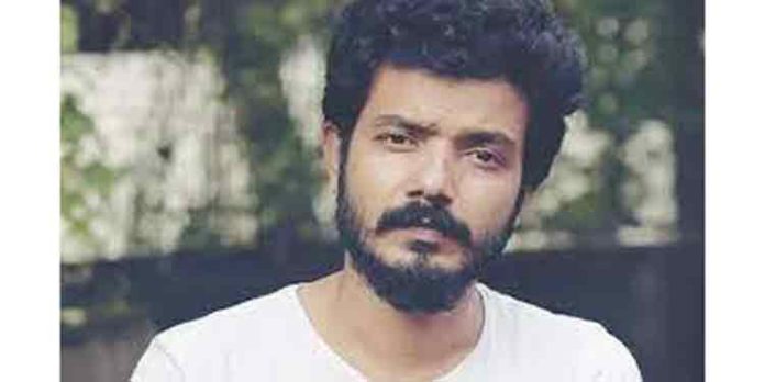 ഓൺലൈൻ മാധ്യമപ്രവർത്തകയോട് അപമര്യാദയായി പെരുമാറിയെന്ന കേസിൽ നടൻ ശ്രീനാഥ് ഭാസിയെ പോലീസ് ഇന്ന് ചോദ്യം ചെയ്യും ഓൺലൈൻ മാധ്യമപ്രവർത്തകയോട് അപമര്യാദയായി പെരുമാറിയെന്ന കേസിൽ നടൻ ശ്രീനാഥ് ഭാസിയെ പോലീസ് ഇന്ന് ചോദ്യം ചെയ്യും