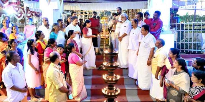 ഗുരുദേവ ക്ഷേത്രത്തിലെ പ്രതിഷ്ഠ വാർഷിക മഹോത്സവം നടത്തി ഗുരുദേവ ക്ഷേത്രത്തിലെ പ്രതിഷ്ഠ വാർഷിക മഹോത്സവം നടത്തി