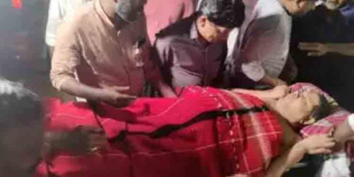 പുഷ്പന് എത്തി – പ്രിയ സഖാവിനെ അവസാനമായി കാണാന് പുഷ്പന് എത്തി – പ്രിയ സഖാവിനെ അവസാനമായി കാണാന്