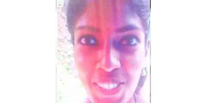 ഒന്നിച്ച് മരിക്കാന് തീരുമാനിച്ചിറങ്ങി ; യുവതി ട്രയിനു മുന്നില് ചാടിമരിക്കുന്നത് നോക്കി നിന്ന് കാമുകന് ഒന്നിച്ച് മരിക്കാന് തീരുമാനിച്ചിറങ്ങി ; യുവതി ട്രയിനു മുന്നില് ചാടിമരിക്കുന്നത് നോക്കി നിന്ന് കാമുകന്