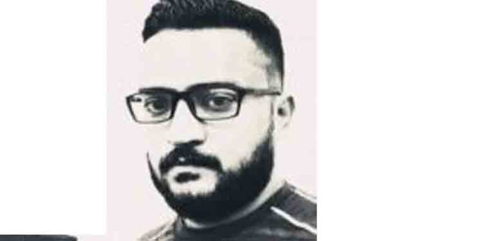 വീട്ടിലേക്കു കടക്കുവാനായി റോഡ് മുറിച്ചു കടന്ന യുവാവിന് കാറിടിച്ച് ദാരുണാന്ത്യം വീട്ടിലേക്കു കടക്കുവാനായി റോഡ് മുറിച്ചു കടന്ന യുവാവിന് കാറിടിച്ച് ദാരുണാന്ത്യം
