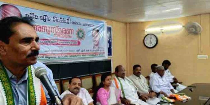 മുഖ്യമന്ത്രിയുടെ വിദേശയാത്രയെ ജനം സംശയദൃഷ്ടിയോടെയാണ് നോക്കി കാണുന്നതെന്ന് എന്.കെ.പ്രേമചന്ദ്രന് എം.പി മുഖ്യമന്ത്രിയുടെ വിദേശയാത്രയെ ജനം സംശയദൃഷ്ടിയോടെയാണ് നോക്കി കാണുന്നതെന്ന് എന്.കെ.പ്രേമചന്ദ്രന് എം.പി