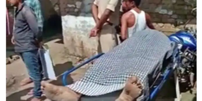 ഒമ്പതു വയസുകാരിയെ പീഡിപ്പിച്ചയാളെ നാട്ടുകാർ കെട്ടിയിട്ട് തല്ലിക്കൊന്നു ഒമ്പതു വയസുകാരിയെ പീഡിപ്പിച്ചയാളെ നാട്ടുകാർ കെട്ടിയിട്ട് തല്ലിക്കൊന്നു