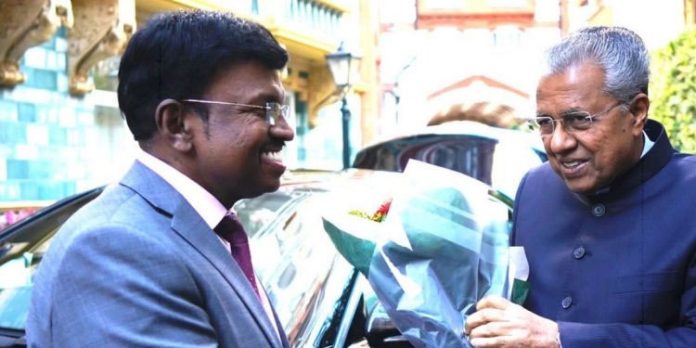 മുഖ്യമന്ത്രിയും സംഘവും യു.കെയില് ; ഇന്ന് പ്രദേശിക ലോക കേരള സഭ മുഖ്യമന്ത്രിയും സംഘവും യു.കെയില് ; ഇന്ന് പ്രദേശിക ലോക കേരള സഭ