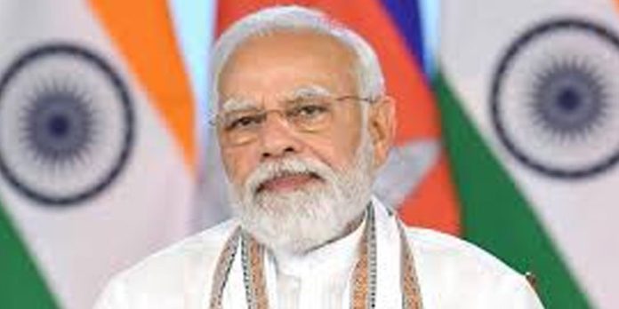 ചൈനയ്ക്ക് പകരം ഇന്ത്യയെ ലോകത്തിന്റെ തന്നെ ഫാക്ടറിയാക്കി മാറ്റാനുള്ള മോദിയുടെ നീക്കം വിജയത്തിലേക്ക് ചൈനയ്ക്ക് പകരം ഇന്ത്യയെ ലോകത്തിന്റെ തന്നെ ഫാക്ടറിയാക്കി മാറ്റാനുള്ള മോദിയുടെ നീക്കം വിജയത്തിലേക്ക്