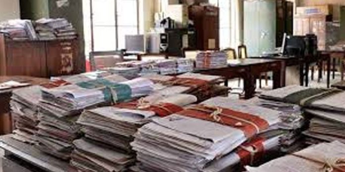 നിലം എന്നു രേഖപ്പെടുത്തിയ ഭൂമിയിൽ കെട്ടിടങ്ങൾക്കു നിർമ്മാണ അനുമതി നല്കരുത് – താക്കീതുമായി തദ്ദേശ സ്വയംഭരണ വകുപ്പ് നിലം എന്നു രേഖപ്പെടുത്തിയ ഭൂമിയിൽ കെട്ടിടങ്ങൾക്കു നിർമ്മാണ അനുമതി നല്കരുത് – താക്കീതുമായി തദ്ദേശ സ്വയംഭരണ വകുപ്പ്