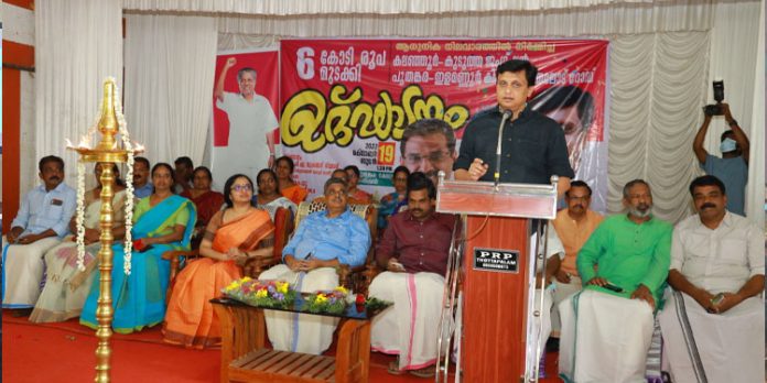 പതിനയ്യായിരം കിലോമീറ്റര് റോഡുകള് ബിഎം ആന്ഡ് ബിസി നിലവാരത്തിലേക്ക് ഉയര്ത്തുക ലക്ഷ്യം : മന്ത്രി മുഹമ്മദ് റിയാസ് പതിനയ്യായിരം കിലോമീറ്റര് റോഡുകള് ബിഎം ആന്ഡ് ബിസി നിലവാരത്തിലേക്ക് ഉയര്ത്തുക ലക്ഷ്യം : മന്ത്രി മുഹമ്മദ് റിയാസ്