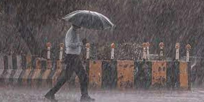 സംസ്ഥാനത്ത് ഇന്നും ഒറ്റപ്പെട്ടയിടങ്ങളിൽ ശക്തമായ മഴയ്ക്ക് സാധ്യത ; കാലാവസ്ഥാ നിരീക്ഷണകേന്ദ്രം മുന്നറിയിപ്പ് സംസ്ഥാനത്ത് ഇന്നും ഒറ്റപ്പെട്ടയിടങ്ങളിൽ ശക്തമായ മഴയ്ക്ക് സാധ്യത ; കാലാവസ്ഥാ നിരീക്ഷണകേന്ദ്രം മുന്നറിയിപ്പ്