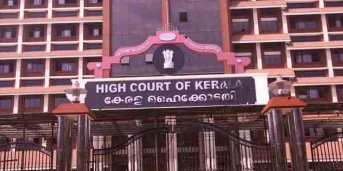നിയമലംഘനം നടത്തുന്ന വാഹനങ്ങള് നാളെ മുതല് നിരത്തില് പാടില്ലെന്ന് മുതല് നിരത്തില് പാടില്ലെന്ന് കര്ശനനിര്ദേശവുമായി ഹൈക്കോടതി നിയമലംഘനം നടത്തുന്ന വാഹനങ്ങള് നാളെ മുതല് നിരത്തില് പാടില്ലെന്ന് മുതല് നിരത്തില് പാടില്ലെന്ന് കര്ശനനിര്ദേശവുമായി ഹൈക്കോടതി