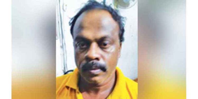 പതിനാലുകാരിയെ പീഡിപ്പിച്ച കേസില് തമിഴ്നാട്ടുകാരനെ പോലീസ് അറസ്റ്റ് ചെയ്തു പതിനാലുകാരിയെ പീഡിപ്പിച്ച കേസില് തമിഴ്നാട്ടുകാരനെ പോലീസ് അറസ്റ്റ് ചെയ്തു