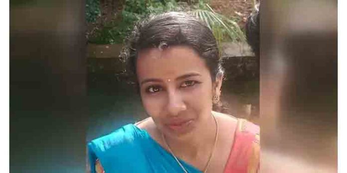 കാഞ്ഞങ്ങാട് ശസ്ത്രക്രിയക്കിടെ രോഗി ഗുരുതരാവസ്ഥയിലായി, മംഗലാപുരത്ത് എത്തും മുമ്പ് മരിച്ചു; ഡോക്ടർ മുങ്ങി കാഞ്ഞങ്ങാട് ശസ്ത്രക്രിയക്കിടെ രോഗി ഗുരുതരാവസ്ഥയിലായി, മംഗലാപുരത്ത് എത്തും മുമ്പ് മരിച്ചു; ഡോക്ടർ മുങ്ങി