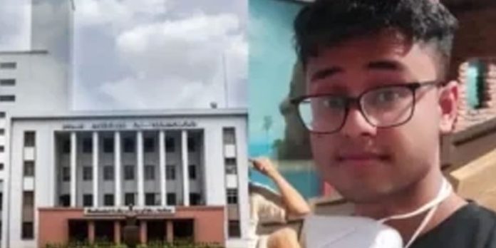 ഐഐടി കാമ്പസിലെ ഹോസ്റ്റല് മുറിയില് വിദ്യാര്ത്ഥിയുടെ മൃതദേഹം അഴുകിയ നിലയില് കണ്ടെത്തി ഐഐടി കാമ്പസിലെ ഹോസ്റ്റല് മുറിയില് വിദ്യാര്ത്ഥിയുടെ മൃതദേഹം അഴുകിയ നിലയില് കണ്ടെത്തി