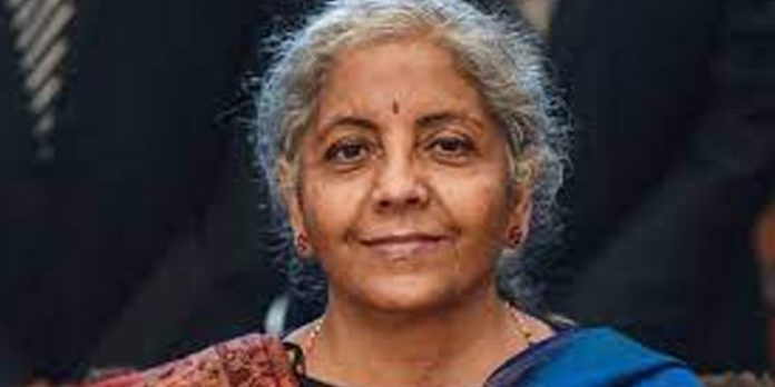 ഇഡിയുടെ അന്വേഷണങ്ങളില് രാഷ്ട്രീയ ഇടപെടലില്ല : നിര്മ്മല സീതാരാമന് ഇഡിയുടെ അന്വേഷണങ്ങളില് രാഷ്ട്രീയ ഇടപെടലില്ല : നിര്മ്മല സീതാരാമന്