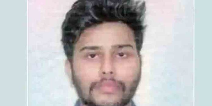 പ്രവാസി മലയാളി യുവാവ് ദുബായില് താമസ സ്ഥലത്ത് കുഴഞ്ഞ് വീണ് മരിച്ചു പ്രവാസി മലയാളി യുവാവ് ദുബായില് താമസ സ്ഥലത്ത് കുഴഞ്ഞ് വീണ് മരിച്ചു