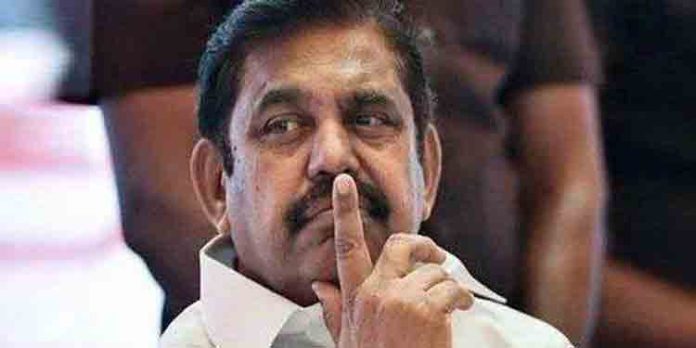 നിരോധനം മറികടന്ന് സമരം ; തമിഴ്നാട്ടിൽ എടപ്പാടി പളനിസാമി അറസ്റ്റിൽ നിരോധനം മറികടന്ന് സമരം ; തമിഴ്നാട്ടിൽ എടപ്പാടി പളനിസാമി അറസ്റ്റിൽ
