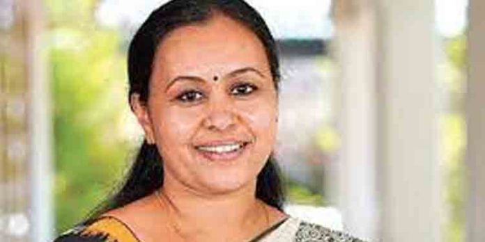 ‘ഗൂഢാലോചന’ ; ക്രൈം നന്ദകുമാറിന്റെ പരാതിയിൽ മന്ത്രി വീണയ്ക്കെതിരെ കേസ് ‘ഗൂഢാലോചന’ ; ക്രൈം നന്ദകുമാറിന്റെ പരാതിയിൽ മന്ത്രി വീണയ്ക്കെതിരെ കേസ്