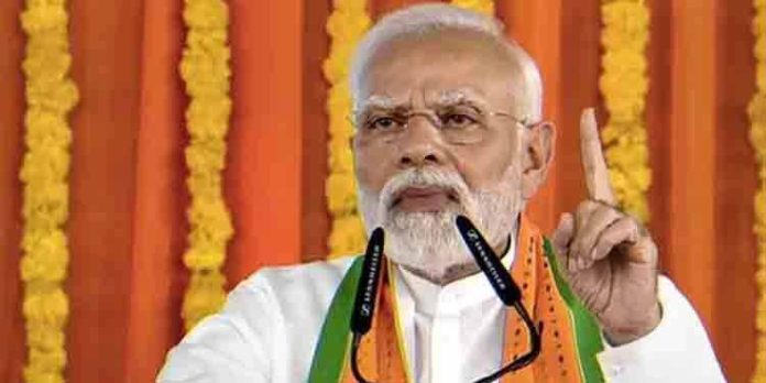 നക്സലിസത്തെ വേരോടെ പിഴുതെറിയണം ; പേനകൊണ്ടും ചിലര് നക്സലിസം നടത്തുന്നു – പ്രധാനമന്ത്രി നക്സലിസത്തെ വേരോടെ പിഴുതെറിയണം ; പേനകൊണ്ടും ചിലര് നക്സലിസം നടത്തുന്നു – പ്രധാനമന്ത്രി