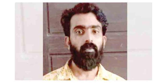 കല്യാണം മുടക്കിയെന്നാരോപിച്ച് യുവതിയെ കൊലപ്പെടുത്താന് ശ്രമിച്ച യുവാവ് അറസ്റ്റില് കല്യാണം മുടക്കിയെന്നാരോപിച്ച് യുവതിയെ കൊലപ്പെടുത്താന് ശ്രമിച്ച യുവാവ് അറസ്റ്റില്