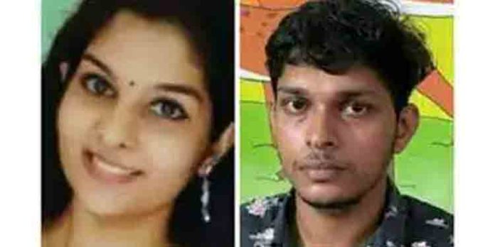 പാനൂരില് യുവതിയെ കഴുത്തറുത്ത് കൊലപ്പെടുത്തിയ സംഭവത്തില് അറസ്റ്റിലായ ശ്യാംജിത്തിനെ ഇന്ന് കോടതിയില് ഹാജരാക്കും പാനൂരില് യുവതിയെ കഴുത്തറുത്ത് കൊലപ്പെടുത്തിയ സംഭവത്തില് അറസ്റ്റിലായ ശ്യാംജിത്തിനെ ഇന്ന് കോടതിയില് ഹാജരാക്കും