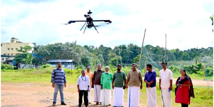 കോന്നി മണ്ഡലത്തിലെ ഡ്രോൺ സർവേ ഉദ്ഘാടനം ചെയ്തു കോന്നി മണ്ഡലത്തിലെ ഡ്രോൺ സർവേ ഉദ്ഘാടനം ചെയ്തു