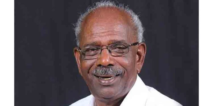 എംഎല്എ എം.എം. മണിയുടെ കാറിന്റെ പിന്ചക്രം ഓടുന്നതിനിടയില് ഊരിത്തെറിച്ചുപോയി എംഎല്എ എം.എം. മണിയുടെ കാറിന്റെ പിന്ചക്രം ഓടുന്നതിനിടയില് ഊരിത്തെറിച്ചുപോയി