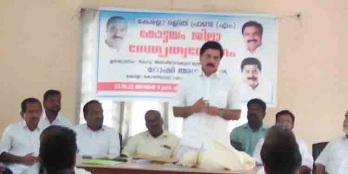 കേരളത്തിലെ എല്ലാ പട്ടികജാതി – പട്ടികവര്ഗ കുടുംബങ്ങളിലും കുടിവെള്ളം എത്തിക്കും : മന്ത്രി റോഷി അഗസ്റ്റിന് കേരളത്തിലെ എല്ലാ പട്ടികജാതി – പട്ടികവര്ഗ കുടുംബങ്ങളിലും കുടിവെള്ളം എത്തിക്കും : മന്ത്രി റോഷി അഗസ്റ്റിന്