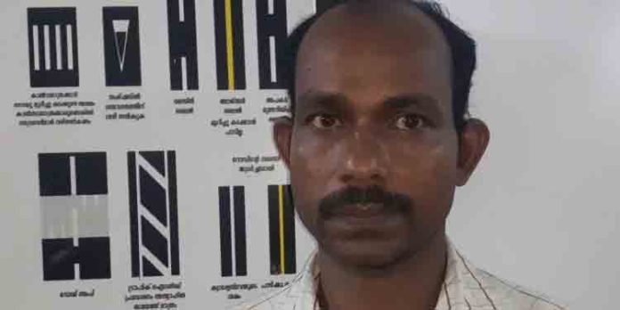 തിരുവല്ല പിയാത്തോ സ്റ്റുഡിയോ ഉടമയുടെ വീട്ടില് നിന്നും വജ്രവും സ്വര്ണ്ണവും മോഷ്ടിച്ച സെൽവരാജ് ക്രിസ്റ്റഫർ (43) പിടിയില് തിരുവല്ല പിയാത്തോ സ്റ്റുഡിയോ ഉടമയുടെ വീട്ടില് നിന്നും വജ്രവും സ്വര്ണ്ണവും മോഷ്ടിച്ച സെൽവരാജ് ക്രിസ്റ്റഫർ (43) പിടിയില്