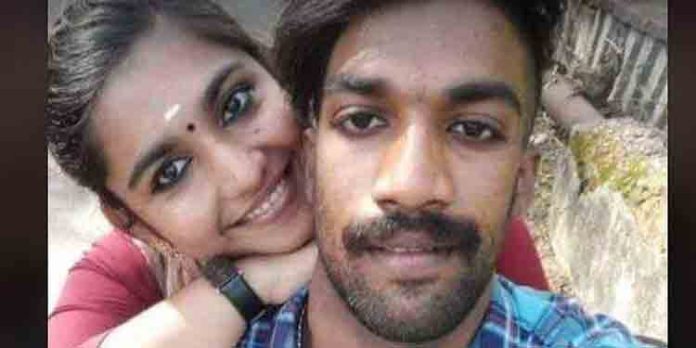പാറശാല ഷാരോണ് കൊലപാതക കേസിലെ പ്രതി ഗ്രീഷ്മയുടെ അറസ്റ്റ് ഇന്ന് രേഖപ്പെടുത്തും പാറശാല ഷാരോണ് കൊലപാതക കേസിലെ പ്രതി ഗ്രീഷ്മയുടെ അറസ്റ്റ് ഇന്ന് രേഖപ്പെടുത്തും