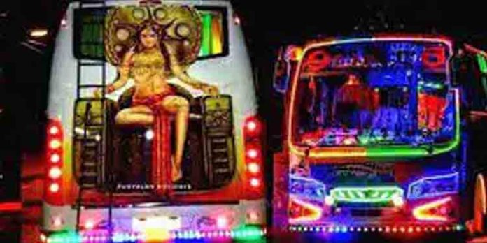 രജിസ്ട്രേഷന് മാറ്റുകയോ കേരളത്തിലെ നികുതി അടയ്ക്കുകയോ ചെയ്യാത്ത വാഹനങ്ങള് നവംബര് ഒന്നു മുതല് കേരളത്തില് സര്വീസ് നടത്താന് അനുവദിക്കില്ല രജിസ്ട്രേഷന് മാറ്റുകയോ കേരളത്തിലെ നികുതി അടയ്ക്കുകയോ ചെയ്യാത്ത വാഹനങ്ങള് നവംബര് ഒന്നു മുതല് കേരളത്തില് സര്വീസ് നടത്താന് അനുവദിക്കില്ല
