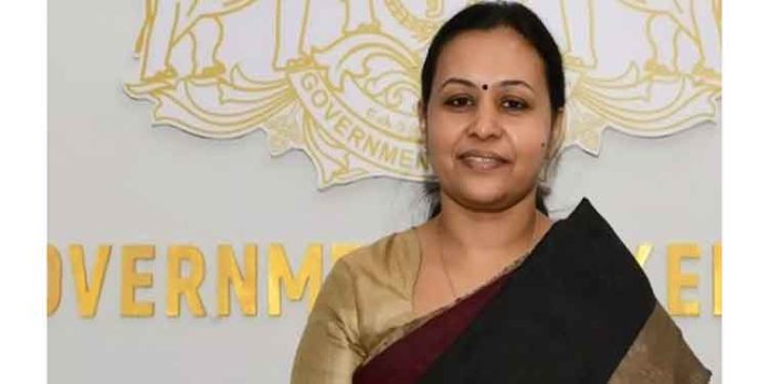 നരബലി : അത്യന്തം ക്രൂരവും ഭയപ്പെടുത്തുന്നതും ; നടപടി സ്വീകരിക്കുമെന്ന് ആരോഗ്യമന്ത്രി വീണാ ജോർജ് നരബലി : അത്യന്തം ക്രൂരവും ഭയപ്പെടുത്തുന്നതും ; നടപടി സ്വീകരിക്കുമെന്ന് ആരോഗ്യമന്ത്രി വീണാ ജോർജ്
