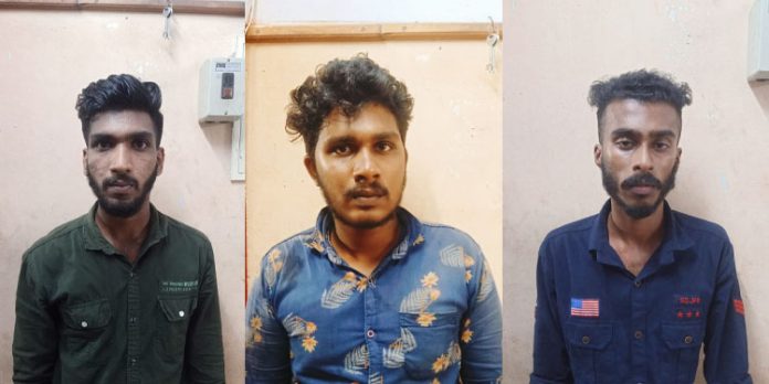 ലഹരിമരുന്ന് വ്യാപിപ്പിക്കാനുള്ള ശ്രമം തകർത്ത് പോലീസ് ; 3 യുവാക്കൾ എം ഡി എം എ യുമായി പിടിയിൽ ലഹരിമരുന്ന് വ്യാപിപ്പിക്കാനുള്ള ശ്രമം തകർത്ത് പോലീസ് ; 3 യുവാക്കൾ എം ഡി എം എ യുമായി പിടിയിൽ
