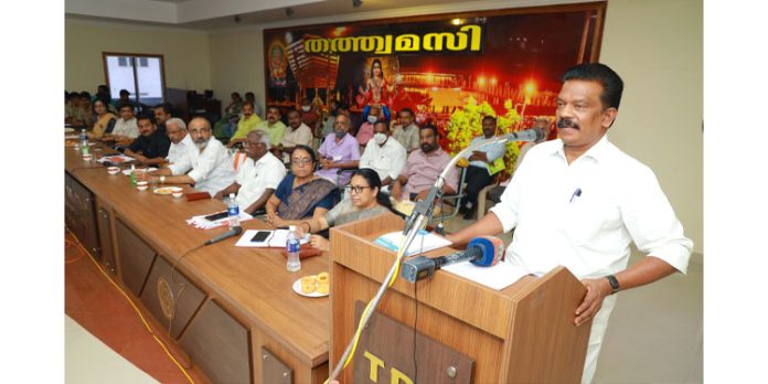 ശബരിമല തീര്ഥാടനം കേരളത്തിന്റെ അഭിമാനം : മന്ത്രി കെ. രാധാകൃഷ്ണന് ശബരിമല തീര്ഥാടനം കേരളത്തിന്റെ അഭിമാനം : മന്ത്രി കെ. രാധാകൃഷ്ണന്