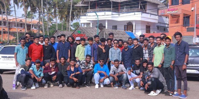 ആൾട്ടോ മീറ്റ് അപ്പ് സംഘടിപ്പിച്ചു ആൾട്ടോ മീറ്റ് അപ്പ് സംഘടിപ്പിച്ചു