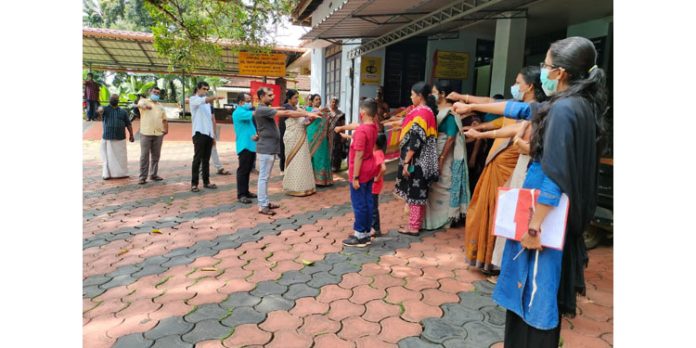 ഗാന്ധി ജയന്തിദിനാഘോഷവും സ്വച്ഛതാ ഹി സേവ കാമ്പയിനും സംഘടിപ്പിച്ചു ഗാന്ധി ജയന്തിദിനാഘോഷവും സ്വച്ഛതാ ഹി സേവ കാമ്പയിനും സംഘടിപ്പിച്ചു