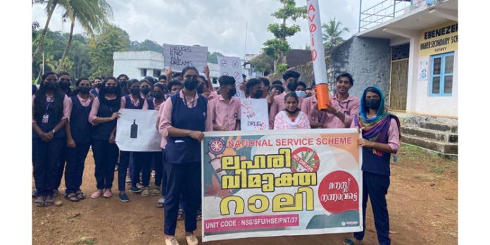ലഹരിവിരുദ്ധ ബോധവൽക്കരണക്ലാസ്സുകൾ നടത്തി ലഹരിവിരുദ്ധ ബോധവൽക്കരണക്ലാസ്സുകൾ നടത്തി
