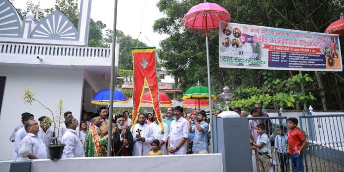 റാന്നി സിംഹാസന പള്ളി പെരുന്നാൾ കൊടിയേറി റാന്നി സിംഹാസന പള്ളി പെരുന്നാൾ കൊടിയേറി