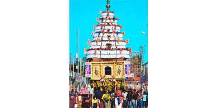 അഗ്രഹാര വീഥികള് ഇനി അരങ്ങുകളാകും … കല്പ്പാത്തി രഥോത്സവത്തിന് ഒരുക്കങ്ങള് ആരംഭിച്ചു അഗ്രഹാര വീഥികള് ഇനി അരങ്ങുകളാകും … കല്പ്പാത്തി രഥോത്സവത്തിന് ഒരുക്കങ്ങള് ആരംഭിച്ചു