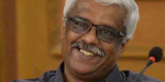 കന്നുകാലികളെ ഓൺലെെനായി വാങ്ങാം, വിൽക്കാം : ഐഡിയ പറഞ്ഞ് ശിവശങ്കർ കന്നുകാലികളെ ഓൺലെെനായി വാങ്ങാം, വിൽക്കാം : ഐഡിയ പറഞ്ഞ് ശിവശങ്കർ