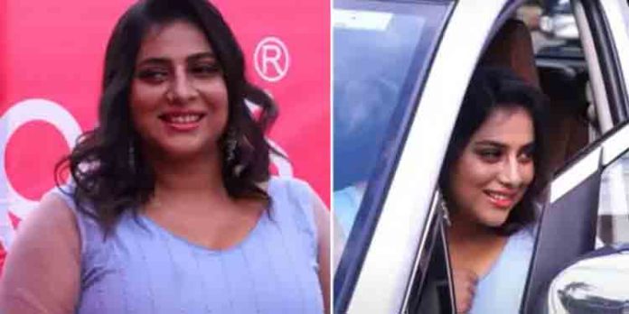 നടി അന്ന രാജനെ സ്വകാര്യ ടെലികോം സ്ഥാപനത്തില് പൂട്ടിയിട്ടതായി പരാതി നടി അന്ന രാജനെ സ്വകാര്യ ടെലികോം സ്ഥാപനത്തില് പൂട്ടിയിട്ടതായി പരാതി
