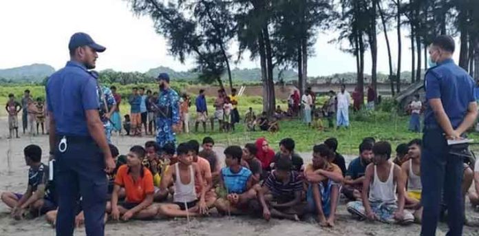 റോഹിങ്ക്യൻ അഭയാർത്ഥികളുമായി പോയ ബോട്ട് മുങ്ങി മൂന്നുപേർ മരിച്ചു ; 20 പേരെ കാണാതായി റോഹിങ്ക്യൻ അഭയാർത്ഥികളുമായി പോയ ബോട്ട് മുങ്ങി മൂന്നുപേർ മരിച്ചു ; 20 പേരെ കാണാതായി