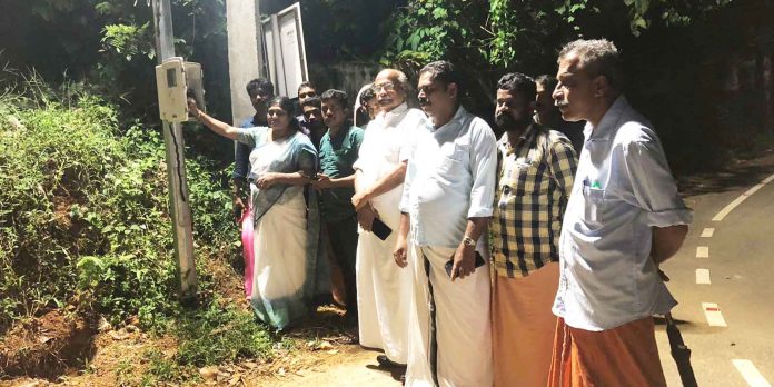 ചെങ്ങറ വ്യൂ പോയിന്റിൽ മിനി ഹൈമാറ്റസ് ലൈറ്റ് സ്ഥാപിച്ചു ചെങ്ങറ വ്യൂ പോയിന്റിൽ മിനി ഹൈമാറ്റസ് ലൈറ്റ് സ്ഥാപിച്ചു