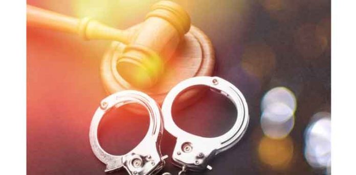 വിവാഹശേഷവും കാമുകനുമായി ബന്ധം പുലര്ത്തി ; മകളെ കൊന്ന് കാട്ടില് ഉപേക്ഷിച്ച് പിതാവ് വിവാഹശേഷവും കാമുകനുമായി ബന്ധം പുലര്ത്തി ; മകളെ കൊന്ന് കാട്ടില് ഉപേക്ഷിച്ച് പിതാവ്