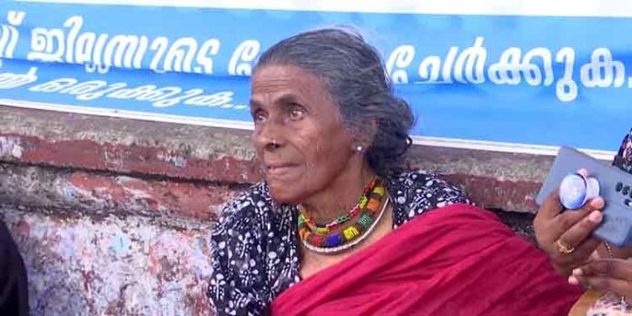 എന്ഡോസള്ഫാന് ഇരകള്ക്കായുള്ള ദയാബായിയുടെ സമരം വിജയത്തിലേക്ക് എന്ഡോസള്ഫാന് ഇരകള്ക്കായുള്ള ദയാബായിയുടെ സമരം വിജയത്തിലേക്ക്