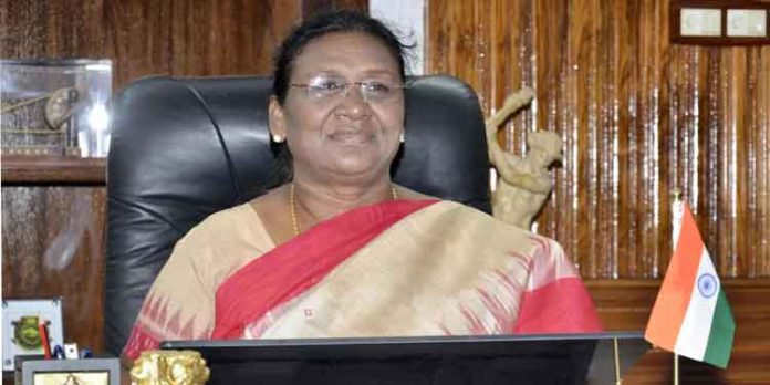 രാഷ്ട്രപതി ദ്രൗപതി മുർമുവിന്റെ ബംഗാൾ സന്ദർശനം ; കേന്ദ്ര സർക്കാർ സംസ്ഥാനത്തോട് അടിയന്തിരമായി വിശദീകരണം തേടി രാഷ്ട്രപതി ദ്രൗപതി മുർമുവിന്റെ ബംഗാൾ സന്ദർശനം ; കേന്ദ്ര സർക്കാർ സംസ്ഥാനത്തോട് അടിയന്തിരമായി വിശദീകരണം തേടി