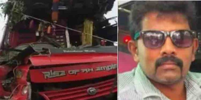 വടക്കഞ്ചേരി ബസ് അപകടം ; ഡ്രൈവർ പിടിയിൽ വടക്കഞ്ചേരി ബസ് അപകടം ; ഡ്രൈവർ പിടിയിൽ