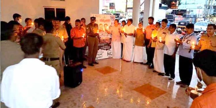 പത്തനംതിട്ട ജില്ലയില് വിവിധ സ്ഥലങ്ങളില് ലഹരിക്കെതിരേ ദീപം തെളിയിച്ചു പത്തനംതിട്ട ജില്ലയില് വിവിധ സ്ഥലങ്ങളില് ലഹരിക്കെതിരേ ദീപം തെളിയിച്ചു