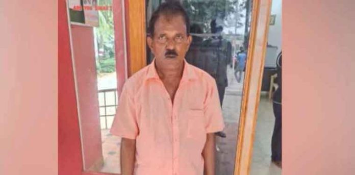 തമിഴ്നാട്ടില് വീണ്ടും നരബലി ; കൃഷ്ണഗിരി ജില്ലയില് കർഷകനെ മന്ത്രവാദി തലയ്ക്കടിച്ചു കൊന്ന് പൂജ നടത്തി തമിഴ്നാട്ടില് വീണ്ടും നരബലി ; കൃഷ്ണഗിരി ജില്ലയില് കർഷകനെ മന്ത്രവാദി തലയ്ക്കടിച്ചു കൊന്ന് പൂജ നടത്തി