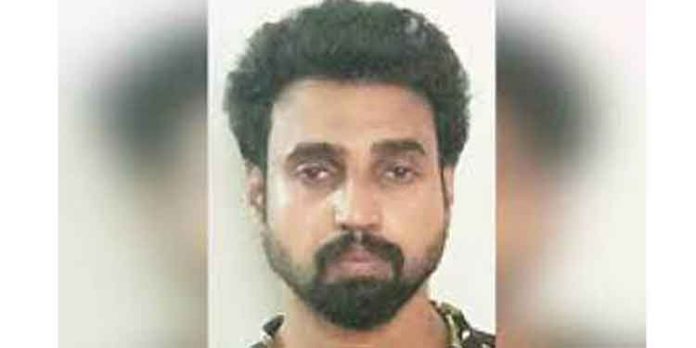 മാട്രിമോണി വഴി അടുപ്പം സ്ഥാപിച്ച് പണവും സ്വര്ണവും വാങ്ങി മുങ്ങിയ യുവാവ് അറസ്റ്റില് മാട്രിമോണി വഴി അടുപ്പം സ്ഥാപിച്ച് പണവും സ്വര്ണവും വാങ്ങി മുങ്ങിയ യുവാവ് അറസ്റ്റില്