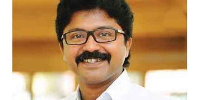 അധ്യാപികയെ പീഡിപ്പിച്ചെന്ന പരാതി ; എല്ദോസ് കുന്നപ്പിള്ളിക്കെതിരെ ജാമ്യമില്ലാ വകുപ്പ് പ്രകാരം കേസ് അധ്യാപികയെ പീഡിപ്പിച്ചെന്ന പരാതി ; എല്ദോസ് കുന്നപ്പിള്ളിക്കെതിരെ ജാമ്യമില്ലാ വകുപ്പ് പ്രകാരം കേസ്